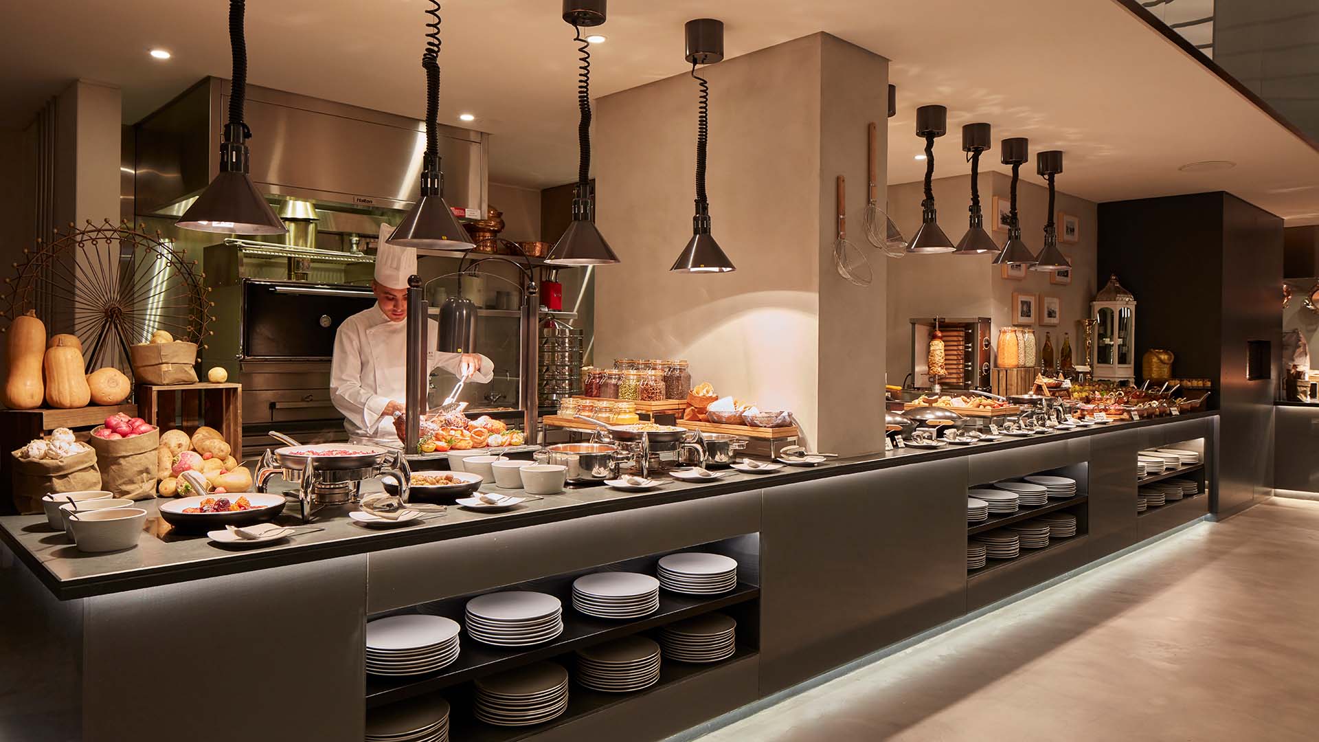 Bacchanal | Buffet Restaurant | Caesars Palace Dubai