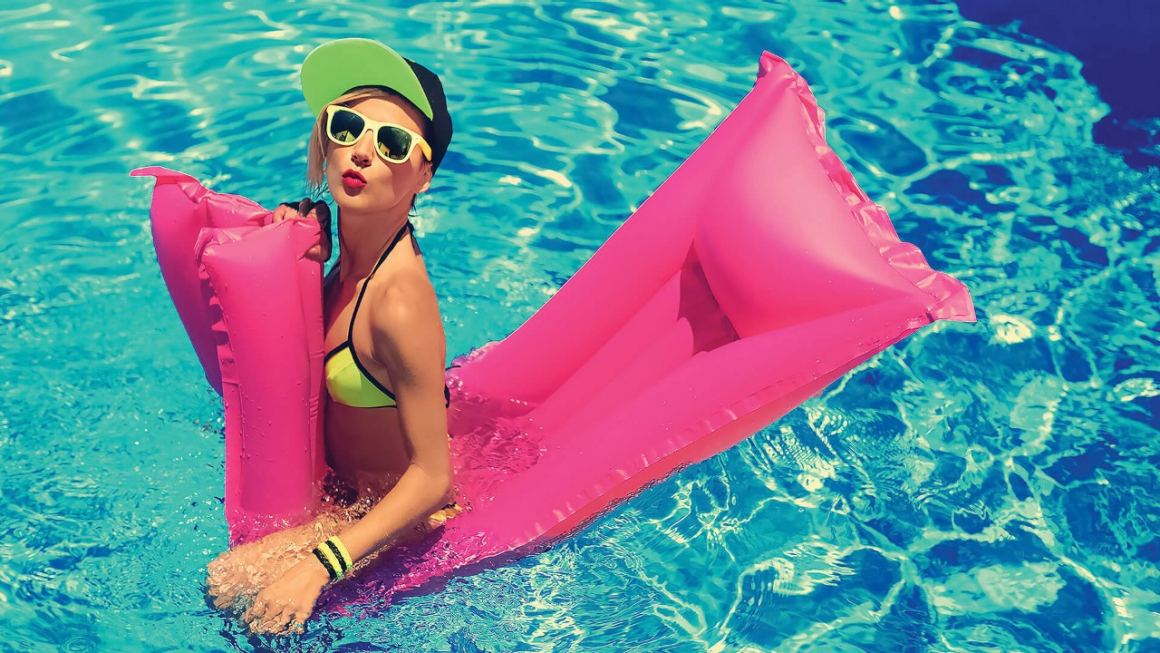Flamingo Pool Las Vegas - Go and Beach Club Pool Guide