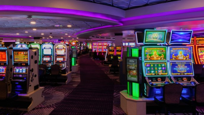 Las Vegas Casinos & Games - Harrah's Las Vegas Hotel & Casino