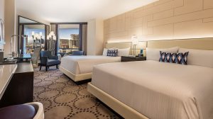 Las Vegas Strip Rooms Suites Harrah S Hotel Casino